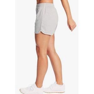 White Elastic Waist Knit Shorts Size M